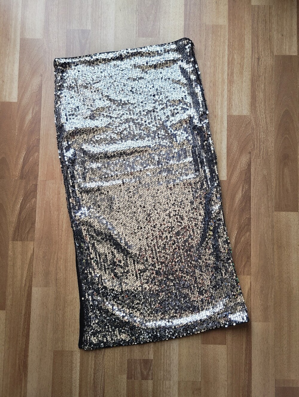 Disco Sequin Pencil Skirt - Silver Sparkle
